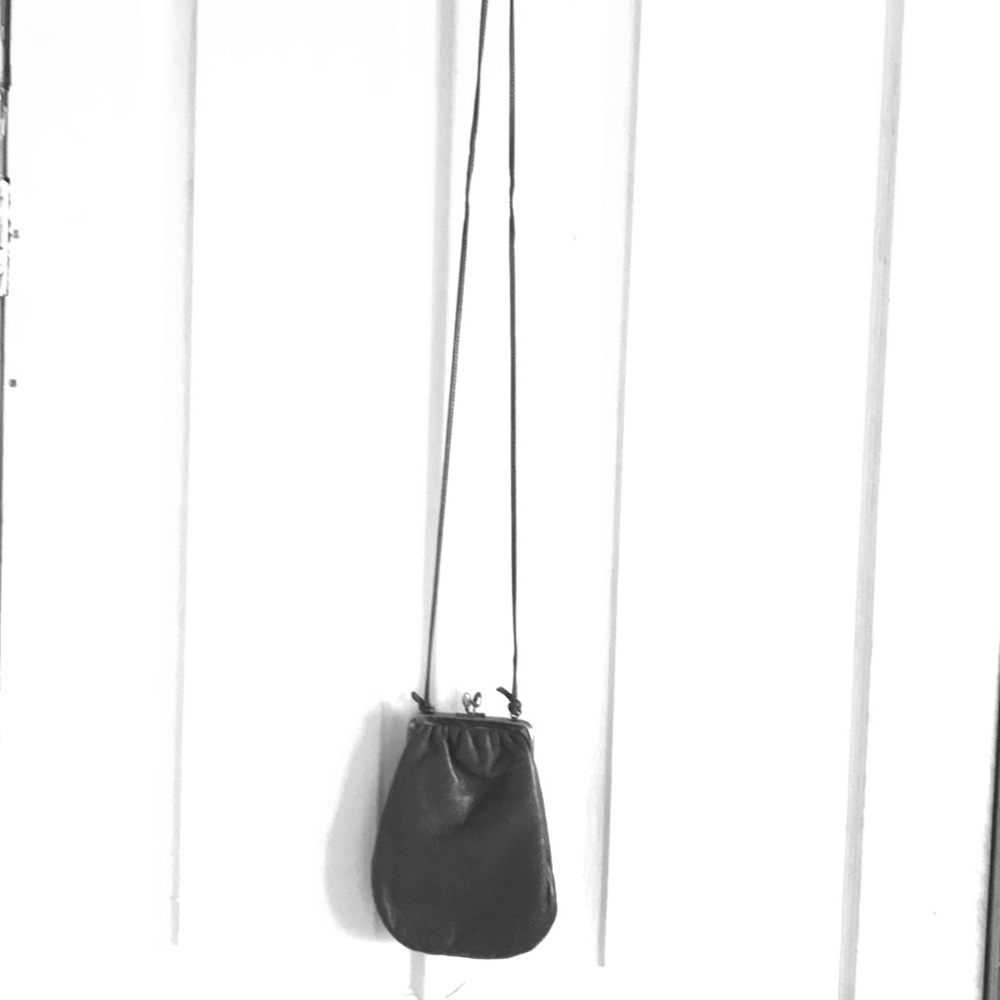 VINTAGE SHIRL MILLER LTD GRAY LEATHER PURSE